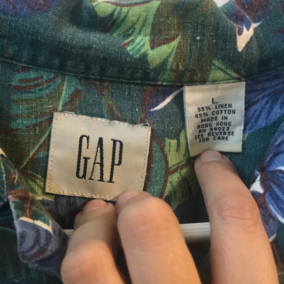 Gap Button Down Aloha Shirt - Picture 4 of 4